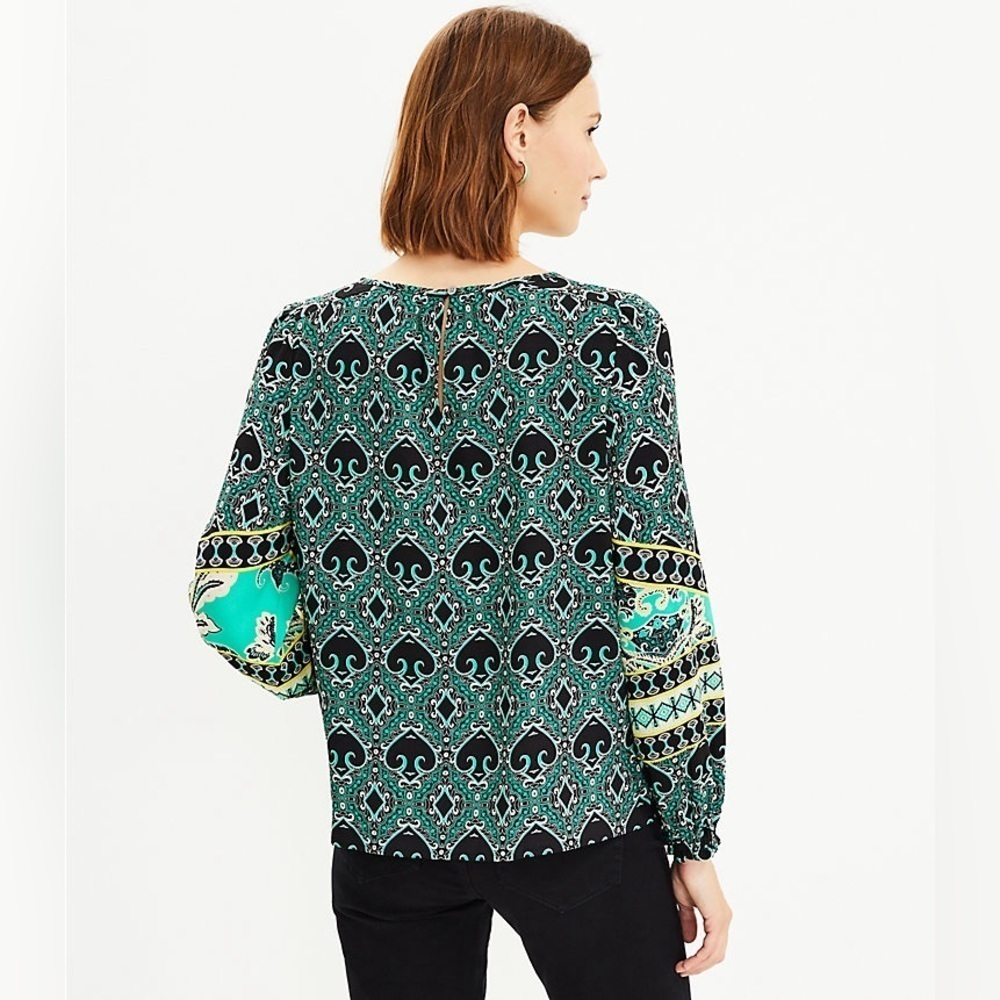 LOFT | Garden Shirred Blouse | Women Petite L - Picture 4 of 9